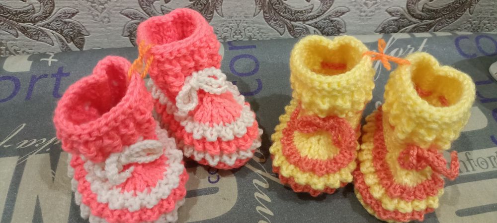 Пинетки ручной работы 1000тг.