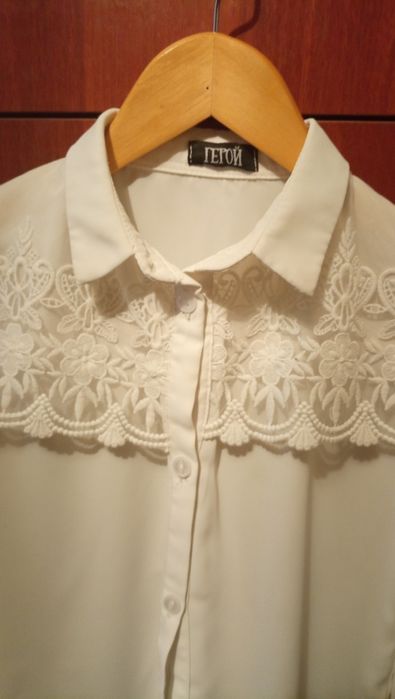 Блузка школьная белая