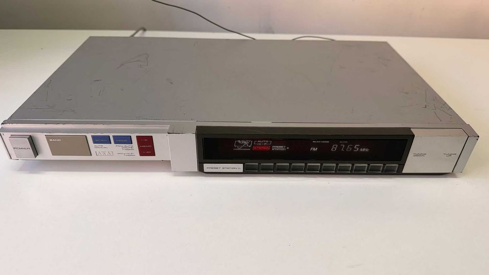 Akai AT-S7 Tuner Hi-Fi Stereo Made in Japan Slim pt Amplificator