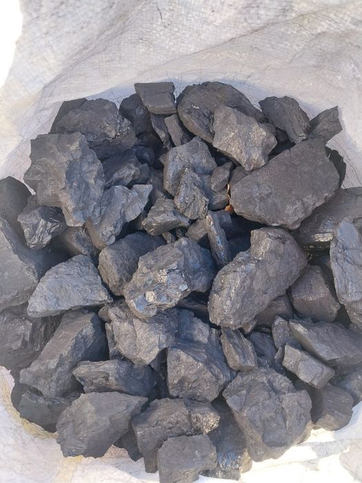 Продам уголь "Богатырь" в мешках.