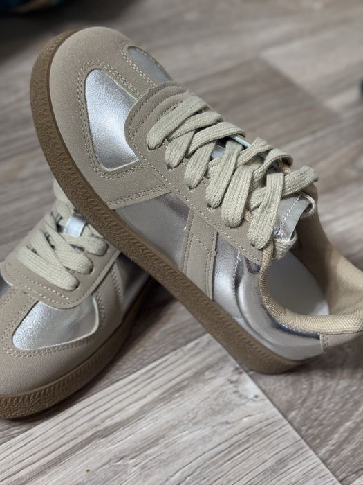 Обувь новая 1000 тн