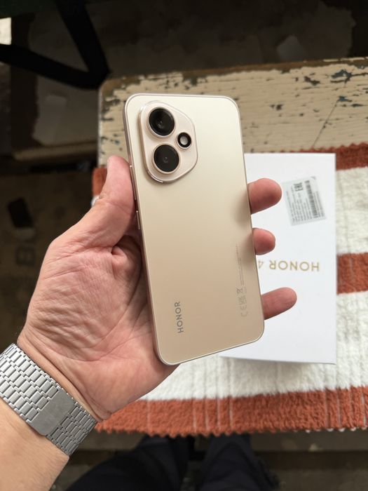 honor 400 pamit 8.256g holati ideal karopka dak bor ful kamplekt