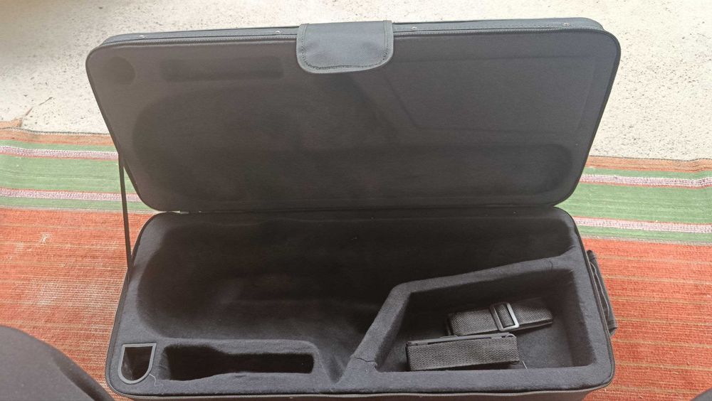 saxophone alto , futlyar chexol case  yangi