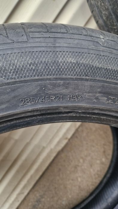 Продам шину r 21