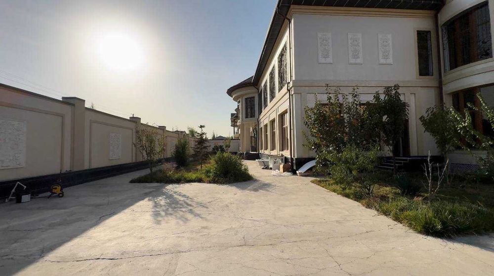 Ховли турар жой биноси