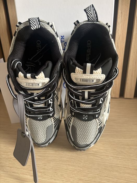 Off white be right back 38