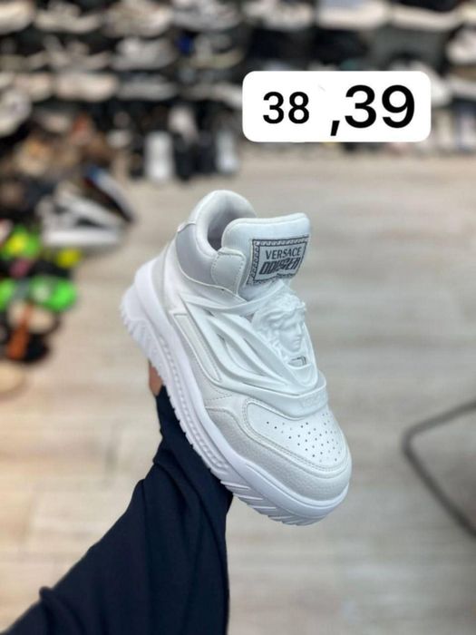 Adidasi dama și barbati