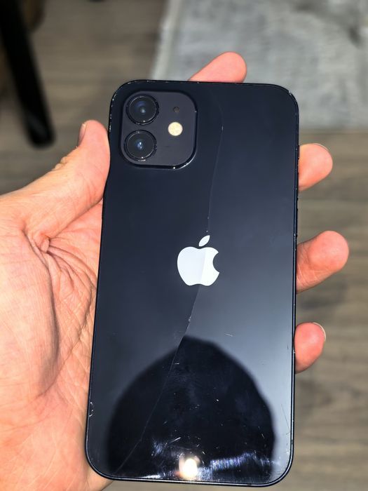Продам IPhone 12 128гб