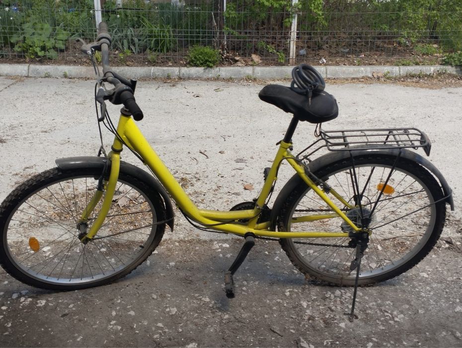 Vând urgent bicicletă pentru damă