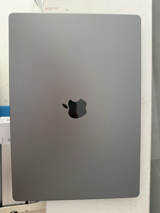 Macbook Pro M2 Pro 16inch/16/512