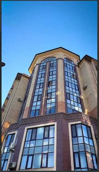 Элитная квартира 176 кв/м в центре. GABUS у Алайского баз. С гаражом!