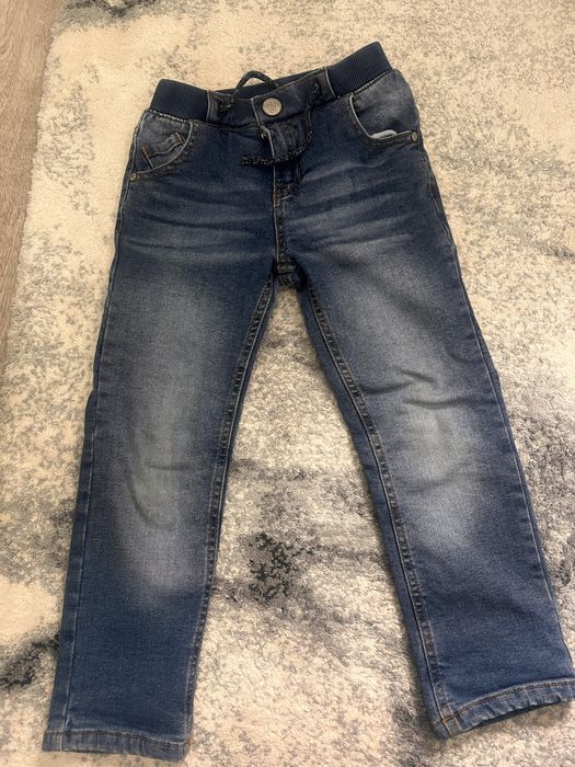 Кофты и джинсы на 5-лет (всё вместе)