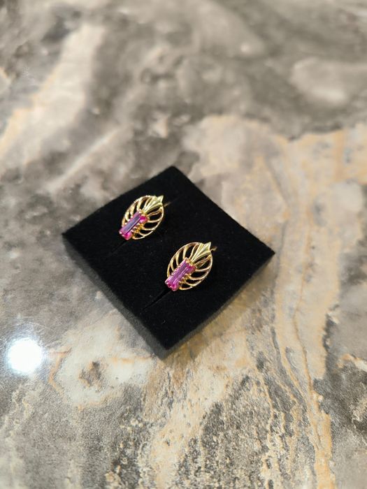 Серьги золотые , камень Гранатит 583 проба