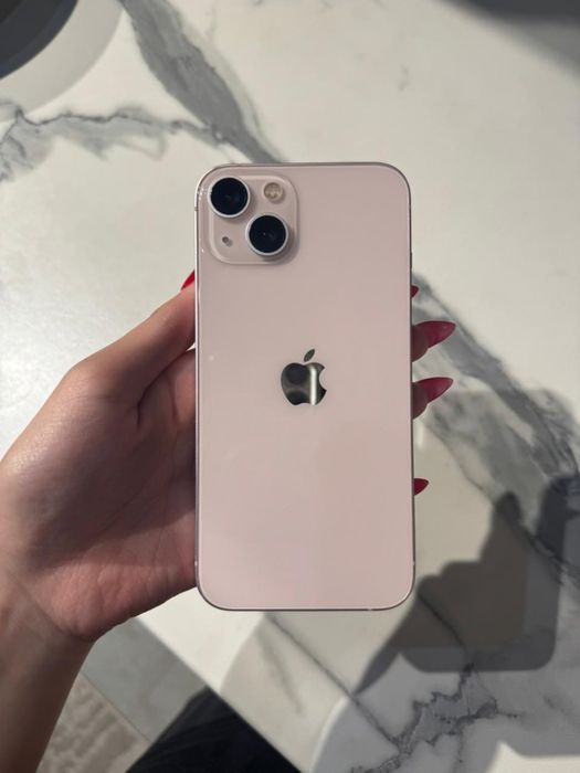 продам Iphone 13