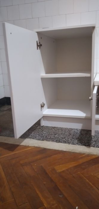 Колплект шкафове за печка и микровълнова