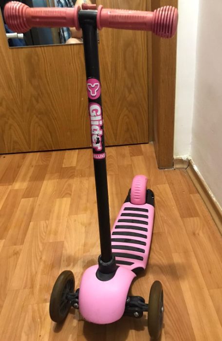 Trotineta SUPER Frumoasa pt o Printesa!