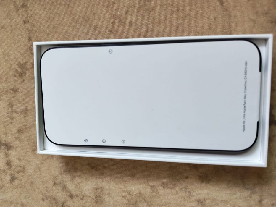 Продам айфон 15 новый .