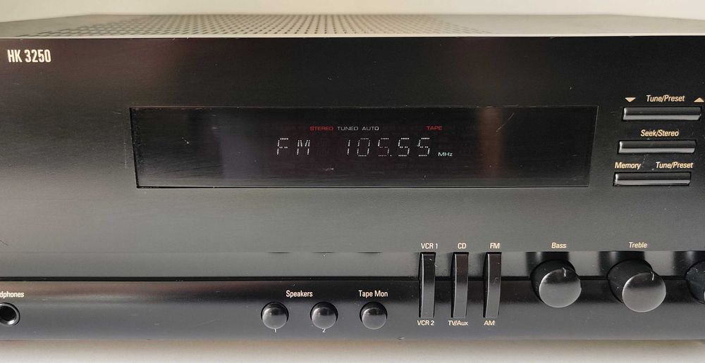 Harman Kardon HK 3250 amplificator stereo analog vintage preamp statie