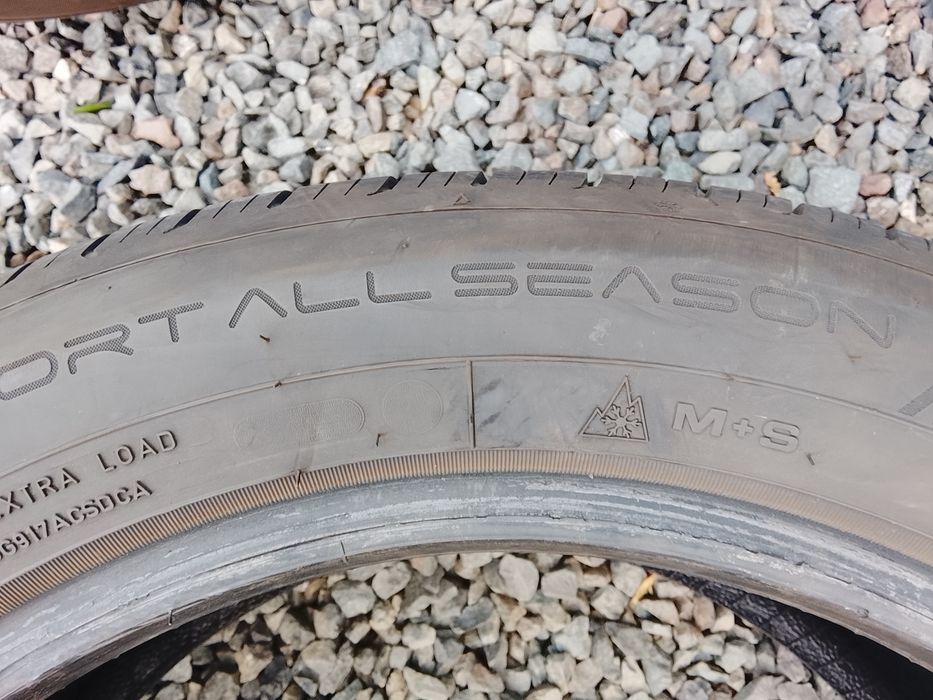 215 55 17. Dunlop ,All sezon. 2022