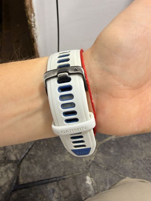 Часы Garmin Forerruner 265