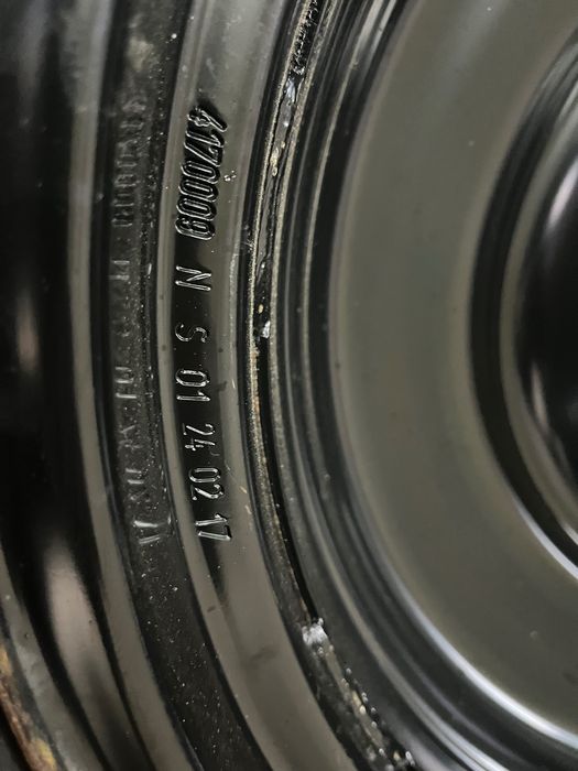 Резервна гума Патерица Toyota 5x114.3