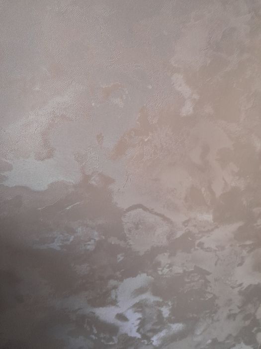 Продам обои 2  рулона новые