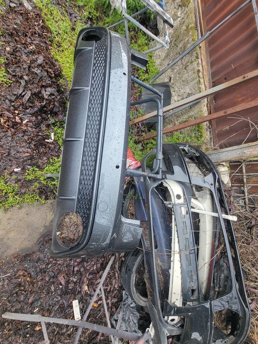 Задна броня за Audi RS4 B 8.5 -боя LZ7S