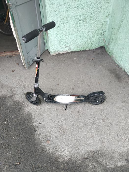 Продам самокат б/у