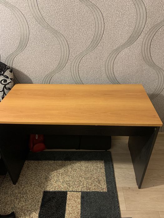 Продам стол  писать на Вацап