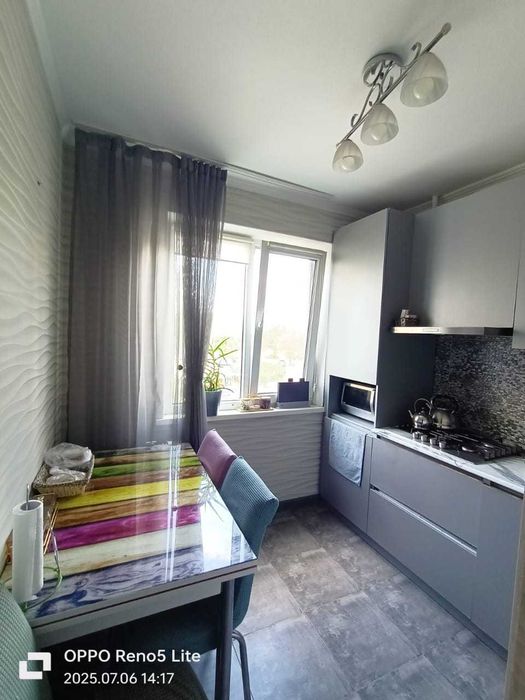 Продам 2х кв. 5 мкр. 3/5 эт. 1966г. Маресьева