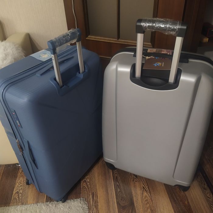 Чемодан большой новый