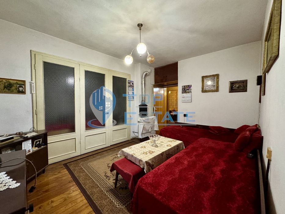 Продава се Многостаен апартамент в Горна Оряховица - 115 кв.м за 444 €/кв.м - Снимка #2