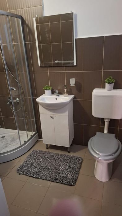 Apartament cu o camera in chirie.