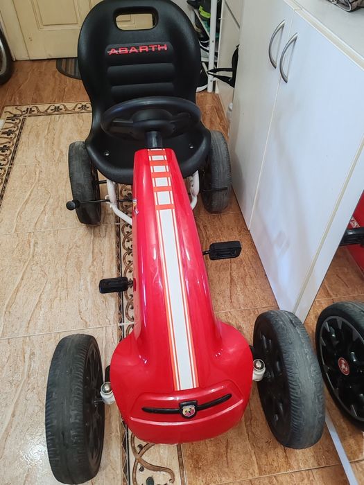 Картинг кола с педали Abarth