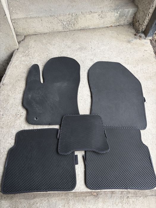 Комплект ковриков Тойота Королла Е210 ( Corolla)