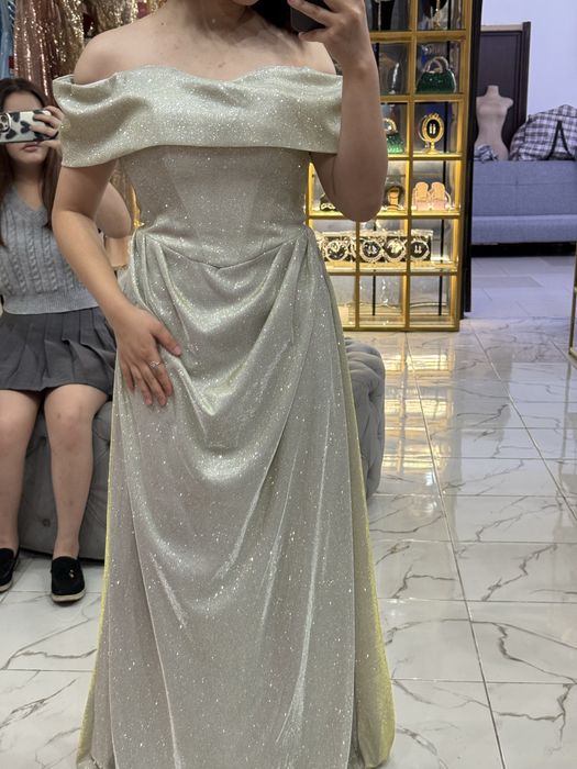 Вечернее платье Kiara