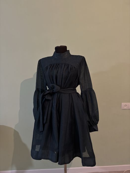 Платье новое очень хорошего качества