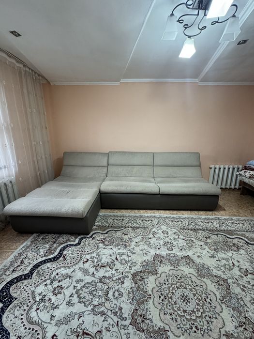 Диван в отличном состоянии. Раскладной