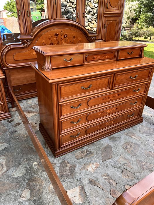 Dormitor stil Baroc din lemn cu intarsii florale !