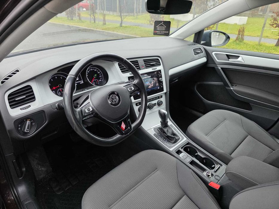VW Golf Hatchback, 1.0 benzina, automata DSG, 110cp, stare foarte buna
