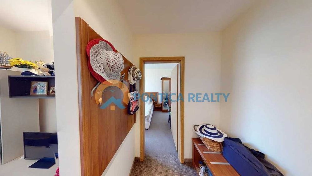 Продава се Двустаен апартамент в Бургас, Лазур - 62 кв.м за 535 €/кв.м - Снимка #2