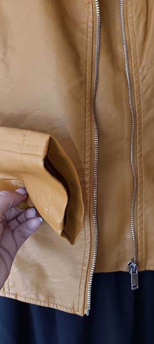 Кожено яке дамско М рр