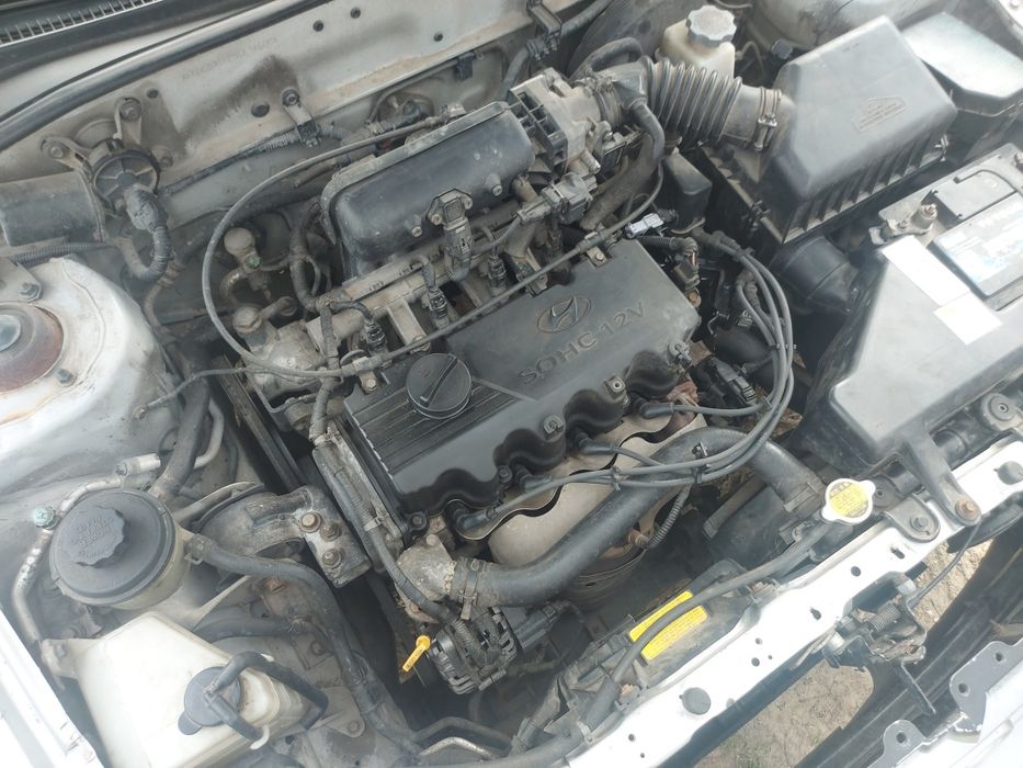 HYUNDAI Accent 2005 — imagine 3