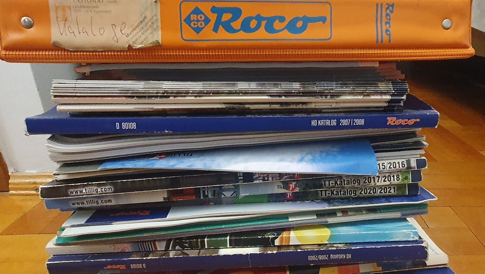 Lot cataloage scara g, ho, h0, tt, n, z