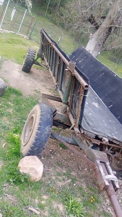 Vând căruță mare după tractor