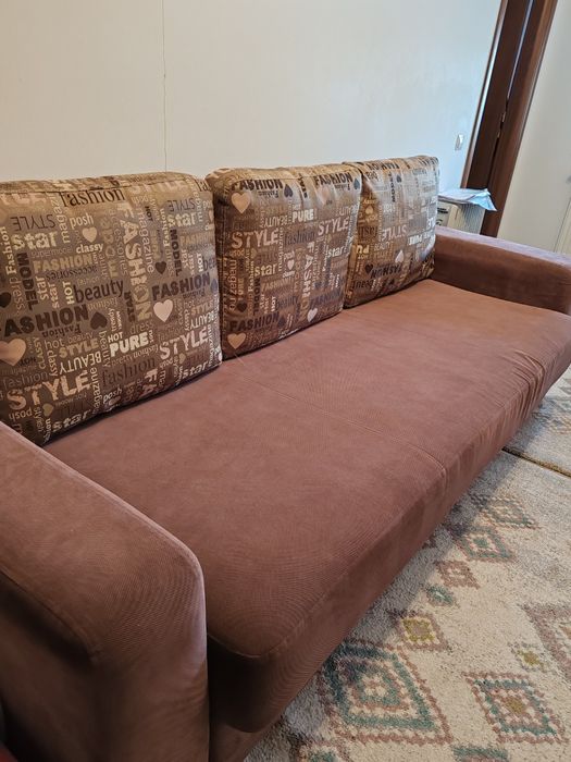 CANAPEA  extensibilă BELONA