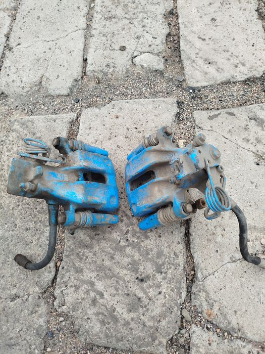 Гольф 3 задние супорта