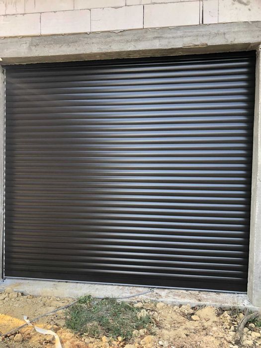 Uși de garaj tip rulou aluminiu – producător Marketroll