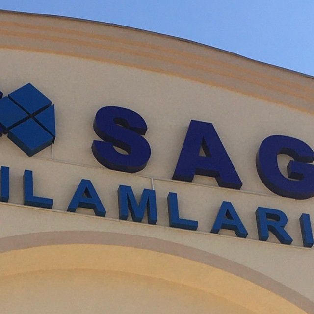 Tashqi reklama baner