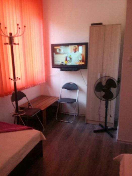 Нощувки - център - бул. Ал. Стамболийски “ Скай Хостел "   * КЛИМАТИК*